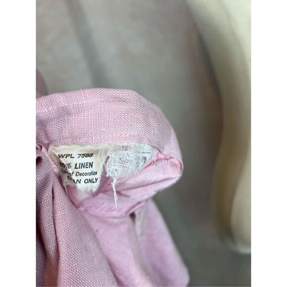 Vintage 1960s Linen Skirt Set Baby Pink Embroidered Susan Thomas Size Small/MD